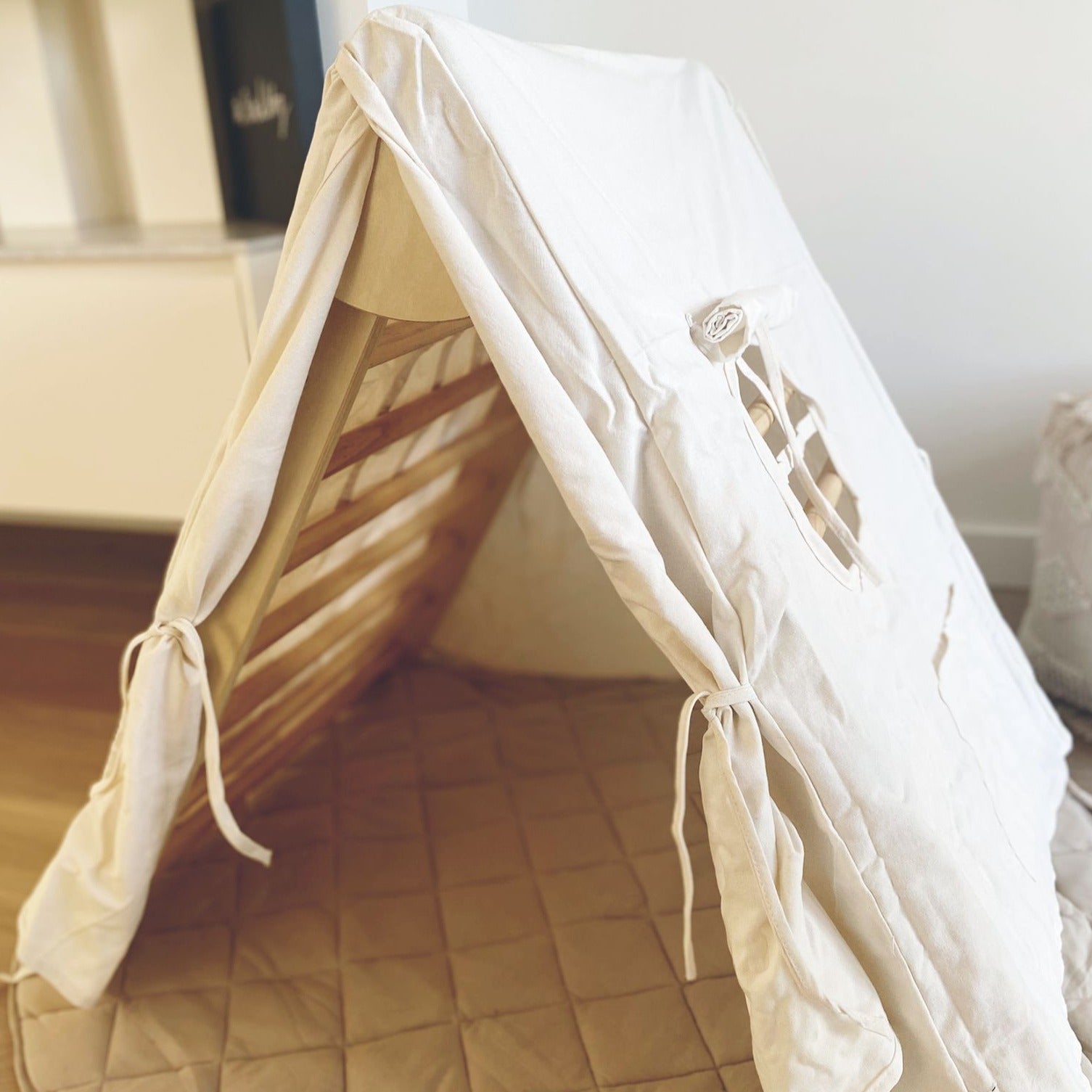 Pitzer Triangle What is a Pikler Triangle and Why do I need one? – Four Little Monkeys